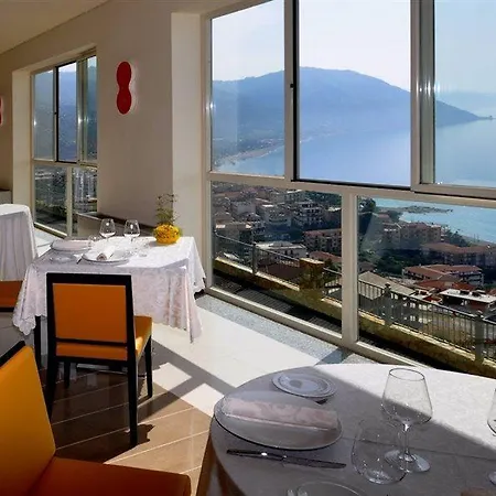 Gh Avalon Sikani 4*
