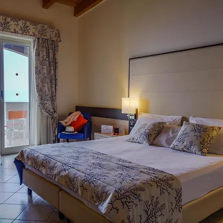 Gh Avalon Sikani Hotel