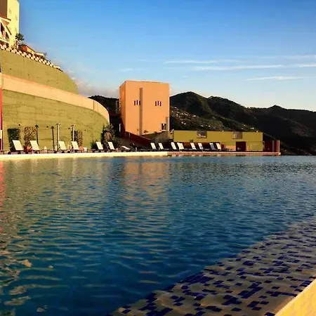 Gh Avalon Sikani 호텔 4*