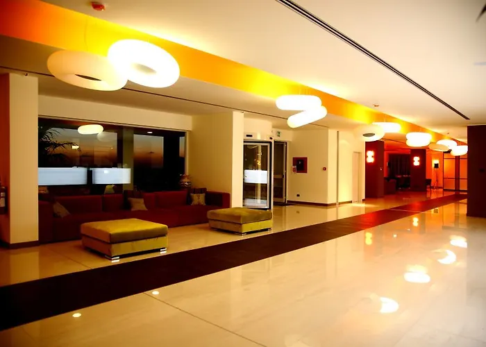 Gh Avalon Sikani Szálloda