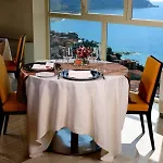Gh Avalon Sikani