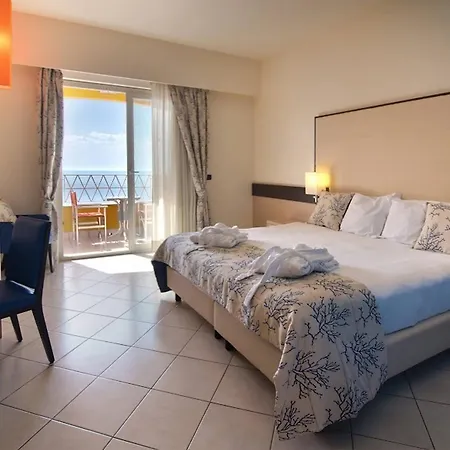 Gh Avalon Sikani Hotel