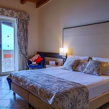 Gh Avalon Sikani 4* Gioiosa Marea