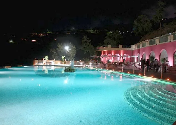 מלון Gh Avalon Sikani ג'ויוזה מריאה