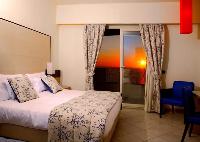 מלון Gh Avalon Sikani ג'ויוזה מריאה