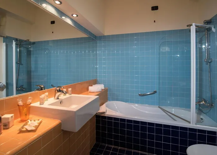 מלון Gh Avalon Sikani ג'ויוזה מריאה