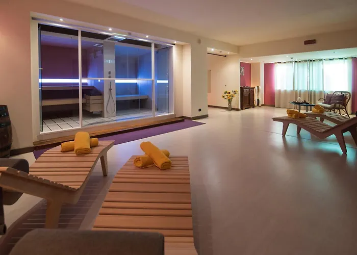 מלון Gh Avalon Sikani