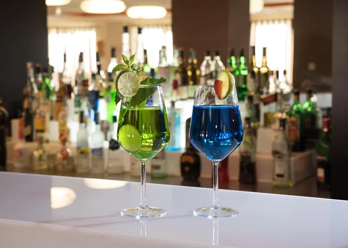 מלון Gh Avalon Sikani 4*