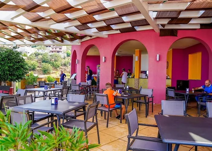 Gh Avalon Sikani מלון ג'ויוזה מריאה