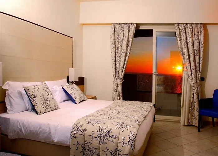 Отель Gh Avalon Sikani