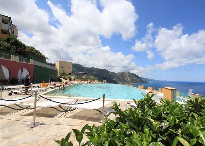 Gh Avalon Sikani Джоиоза-Мареа