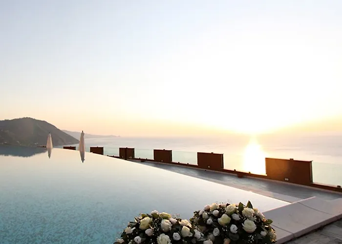 Gh Avalon Sikani Джоиоза-Мареа